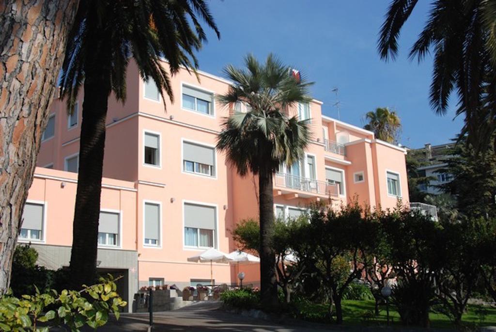 סנרמו Hotel Napoleon מראה חיצוני תמונה